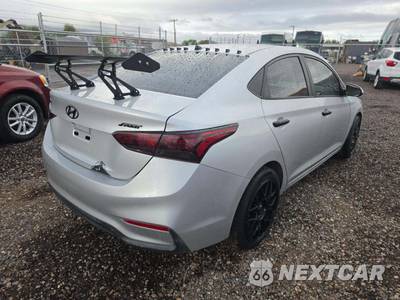 2020 Hyundai Accent SE - zdjęcie 3 z 22 - miniatura