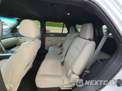 2014 Ford Explorer - zdjęcie 13 z 22 - miniatura