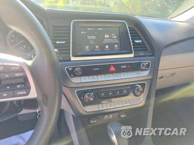 2019 Hyundai Sonata SE - zdjęcie 10 z 21 - miniatura