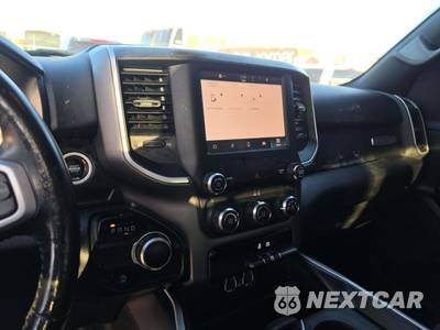 2022 Ram 1500 Big Horn Crew Cab Short Bed - zdjęcie 10 z 21 - miniatura