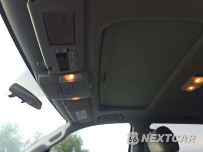 2017 Toyota Sequoia SR5 - zdjęcie 11 z 27 - miniatura