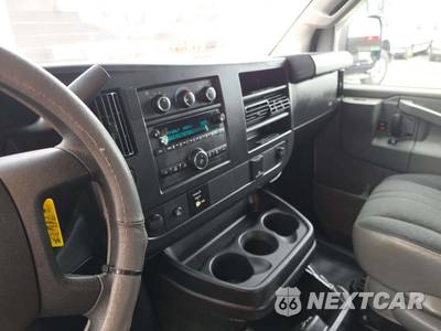2019 GMC Savana 2500 Cargo Van 1WT 135.0" WB - zdjęcie 10 z 22 - miniatura