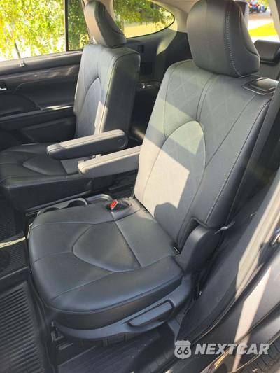 2024 Toyota Highlander Platinum - zdjęcie 12 z 22 - miniatura