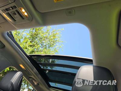 2024 Toyota Highlander Platinum - zdjęcie 10 z 22 - miniatura