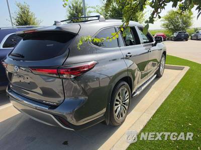 2024 Toyota Highlander Platinum - zdjęcie 3 z 22 - miniatura