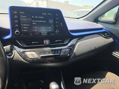 2020 Toyota C-HR XLE - zdjęcie 10 z 30 - miniatura