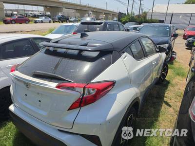 2020 Toyota C-HR XLE - zdjęcie 3 z 30 - miniatura
