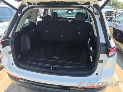 2023 Jeep Grand Cherokee Limited - zdjęcie 14 z 26 - miniatura