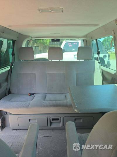 2003 Volkswagen EuroVan MV 115.0" WB - zdjęcie 13 z 36 - miniatura