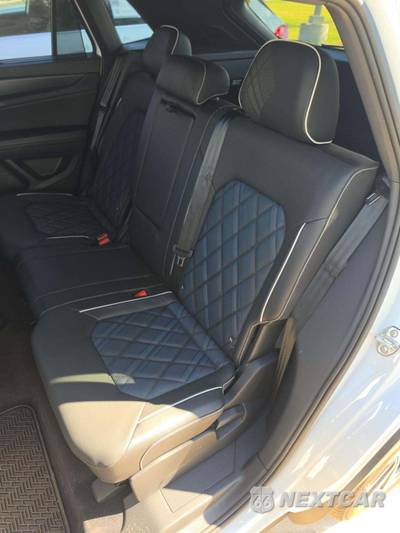 2026 Volkswagen Atlas Cross Sport 2.0T SEL Premium R-Line - zdjęcie 13 z 22 - miniatura