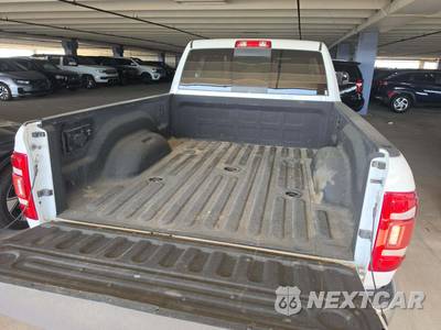 2022 Ram 3500 Limited Longhorn Extended Crew Cab Medium Bed - zdjęcie 14 z 23 - miniatura