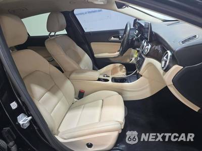 2017 Mercedes-Benz GLA 250 - zdjęcie 18 z 32 - miniatura