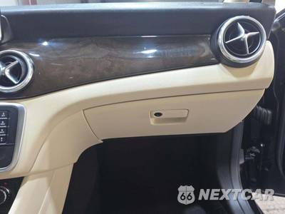 2017 Mercedes-Benz GLA 250 - zdjęcie 19 z 32 - miniatura