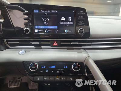 2022 Hyundai Elantra SEL - zdjęcie 10 z 26 - miniatura
