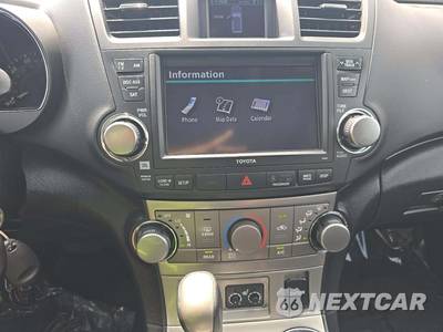 2012 Toyota Highlander SE - zdjęcie 30 z 32 - miniatura