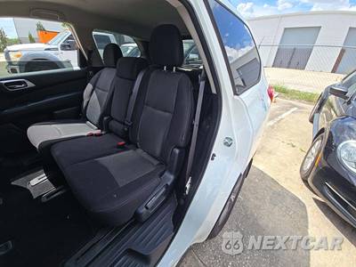 2020 Nissan Pathfinder S - zdjęcie 13 z 27 - miniatura