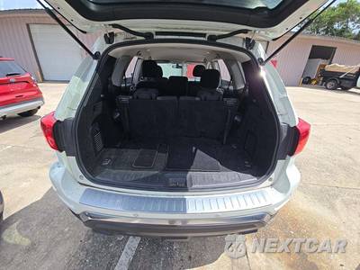 2020 Nissan Pathfinder S - zdjęcie 15 z 27 - miniatura