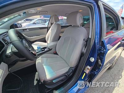 2015 Hyundai Sonata SE - zdjęcie 6 z 28 - miniatura