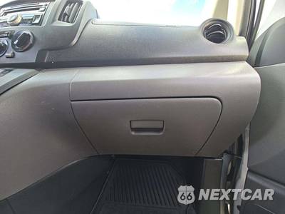 2013 Nissan NV200 Compact Cargo S 115.2" WB - zdjęcie 19 z 33 - miniatura