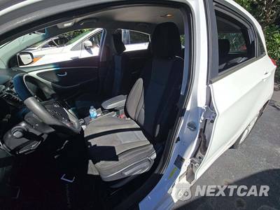 2013 Hyundai Elantra GT Hatchback - zdjęcie 6 z 28 - miniatura