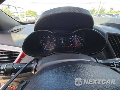 2016 Hyundai Veloster Turbo - zdjęcie 9 z 28 - miniatura