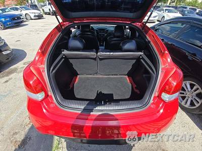 2016 Hyundai Veloster Turbo - zdjęcie 14 z 28 - miniatura