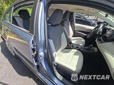 2022 Toyota Corolla LE Sedan - zdjęcie 18 z 29 - miniatura
