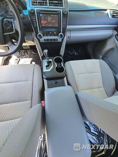 2012 Toyota Camry LE - zdjęcie 10 z 24 - miniatura
