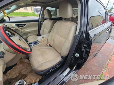 2017 Nissan Altima 2.5 SV - zdjęcie 6 z 36 - miniatura