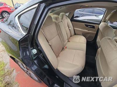 2017 Nissan Altima 2.5 SV - zdjęcie 16 z 36 - miniatura