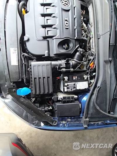 2015 Volkswagen Golf TDI SE Hatchback - zdjęcie 23 z 29 - miniatura
