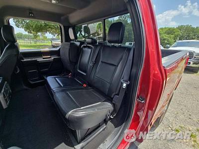 2019 Ford Super Duty F-250 Lariat Crew Cab Medium Bed - zdjęcie 13 z 26 - miniatura