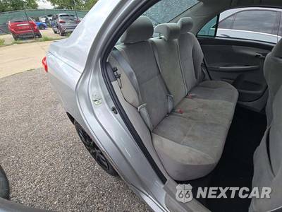 2012 Toyota Corolla LE - zdjęcie 16 z 34 - miniatura