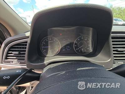2018 Hyundai Elantra SE Sedan - zdjęcie 9 z 28 - miniatura