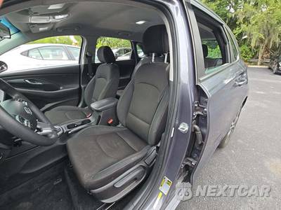 2018 Hyundai Elantra GT Hatchback - zdjęcie 6 z 25 - miniatura