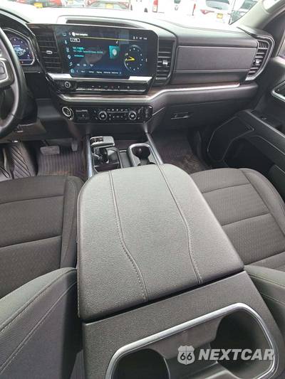 2025 Chevrolet Silverado 1500 LT Crew Cab Short Bed 1LT - zdjęcie 10 z 26 - miniatura
