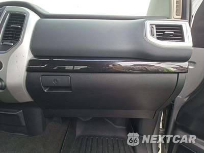 2018 Nissan TITAN SV Crew Cab Short Bed - zdjęcie 19 z 26 - miniatura