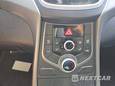 2015 Hyundai Elantra SE Sedan - zdjęcie 30 z 32 - miniatura