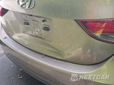 2015 Hyundai Elantra SE Sedan - zdjęcie 24 z 32 - miniatura