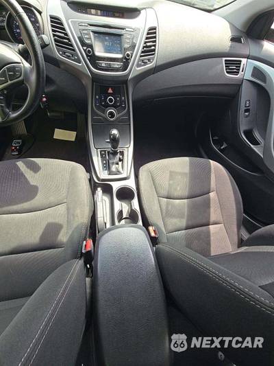 2015 Hyundai Elantra SE Sedan - zdjęcie 10 z 32 - miniatura