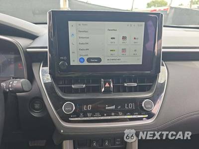 2025 Toyota Corolla Cross XLE - zdjęcie 24 z 27 - miniatura