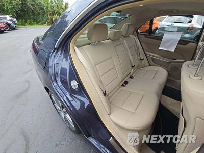 2016 Mercedes-Benz E 350 Sport Sedan - zdjęcie 16 z 30 - miniatura
