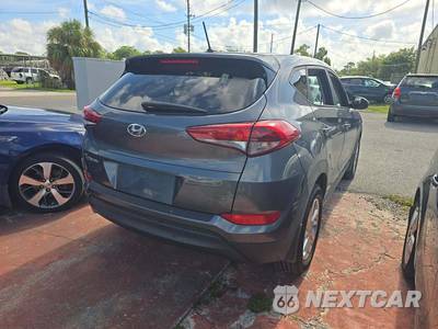 2017 Hyundai Tucson SE - zdjęcie 3 z 26 - miniatura
