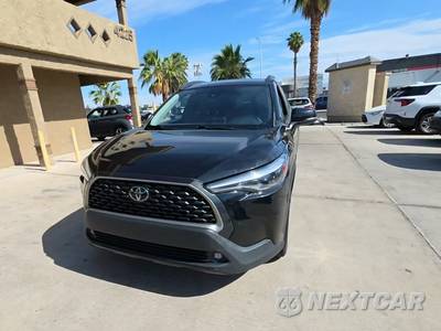 2022 Toyota Corolla Cross XLE - zdjęcie 1 z 22 - miniatura