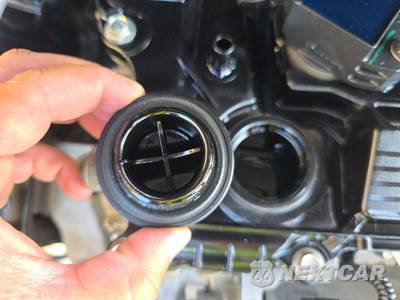 2022 Toyota Corolla Cross XLE - zdjęcie 21 z 22 - miniatura