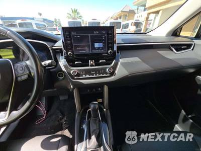 2022 Toyota Corolla Cross XLE - zdjęcie 7 z 22 - miniatura