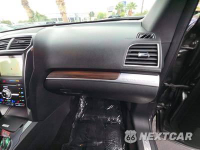 2019 Ford Explorer Limited - zdjęcie 17 z 26 - miniatura