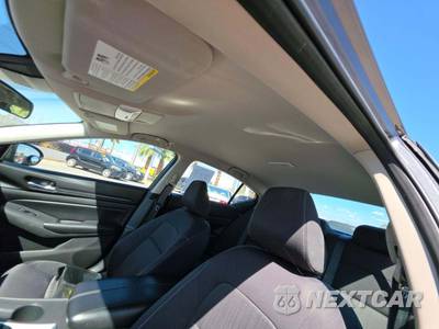 2021 Nissan Altima S - zdjęcie 8 z 21 - miniatura