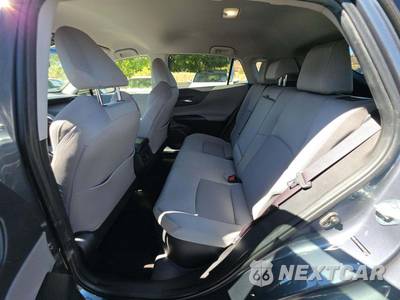 2021 Toyota Venza LE - zdjęcie 10 z 23 - miniatura