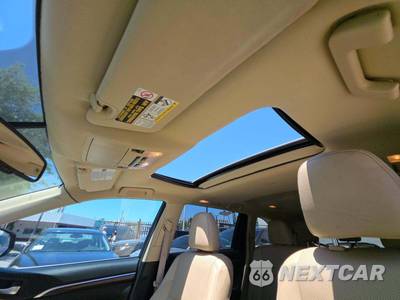 2014 Toyota Highlander Limited - zdjęcie 11 z 34 - miniatura